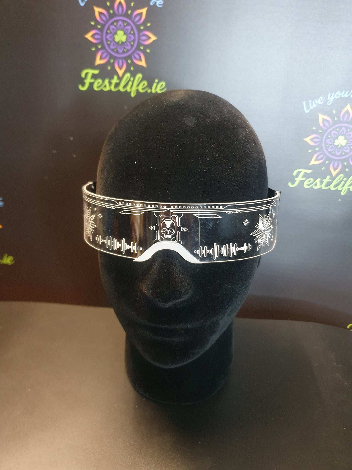 Futuristic LED Light-Up Visor Glasses – 7 Color Glow | Rave, Festival & Party Eyewear