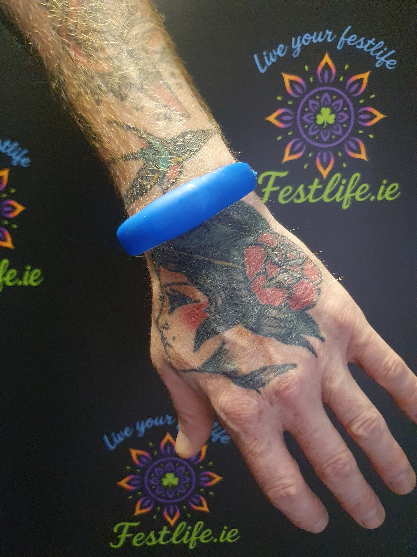 Light it up! LED Festival Bracelets - 6 Colours