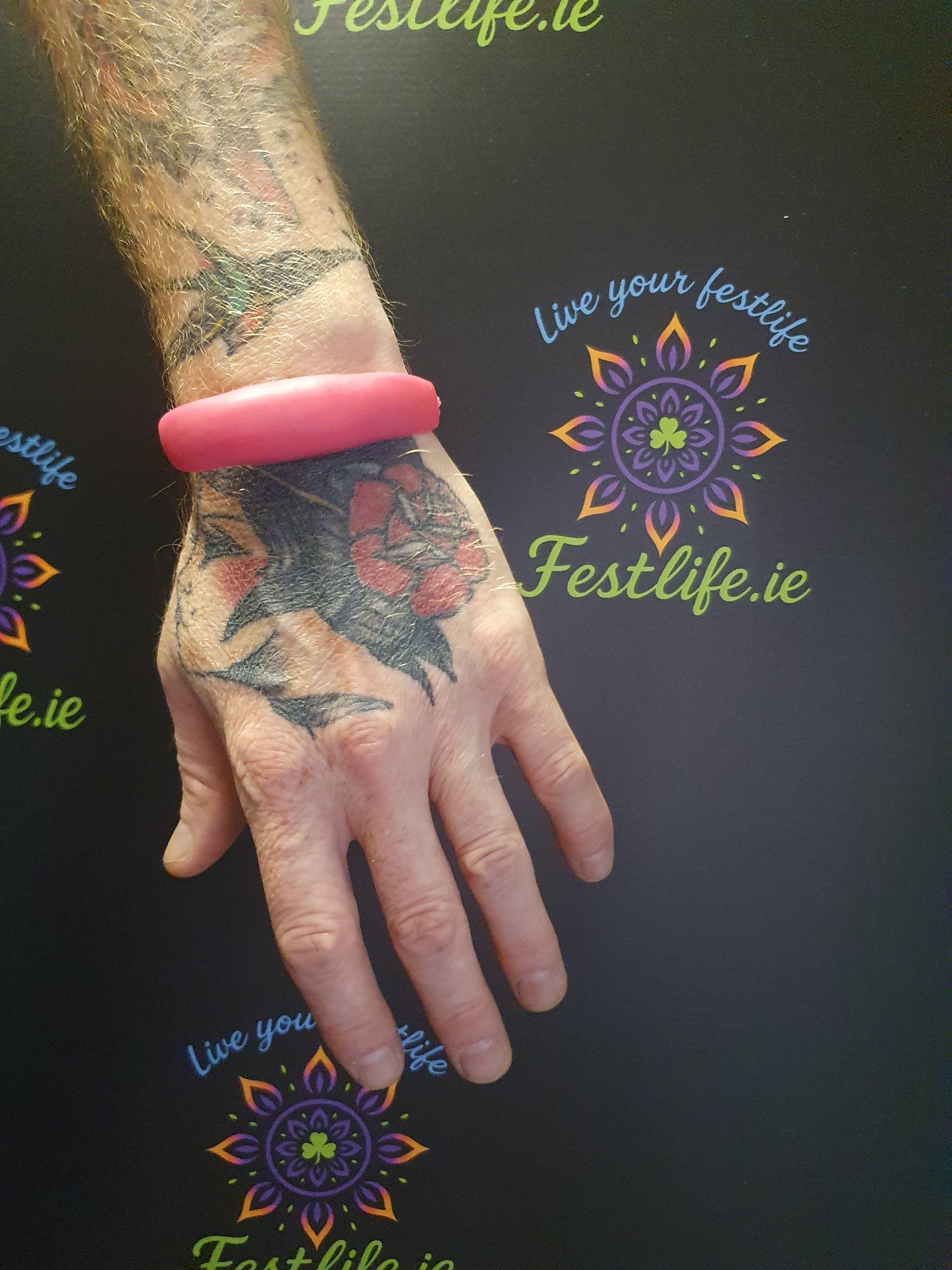Light it up! LED Festival Bracelets - 6 Colours