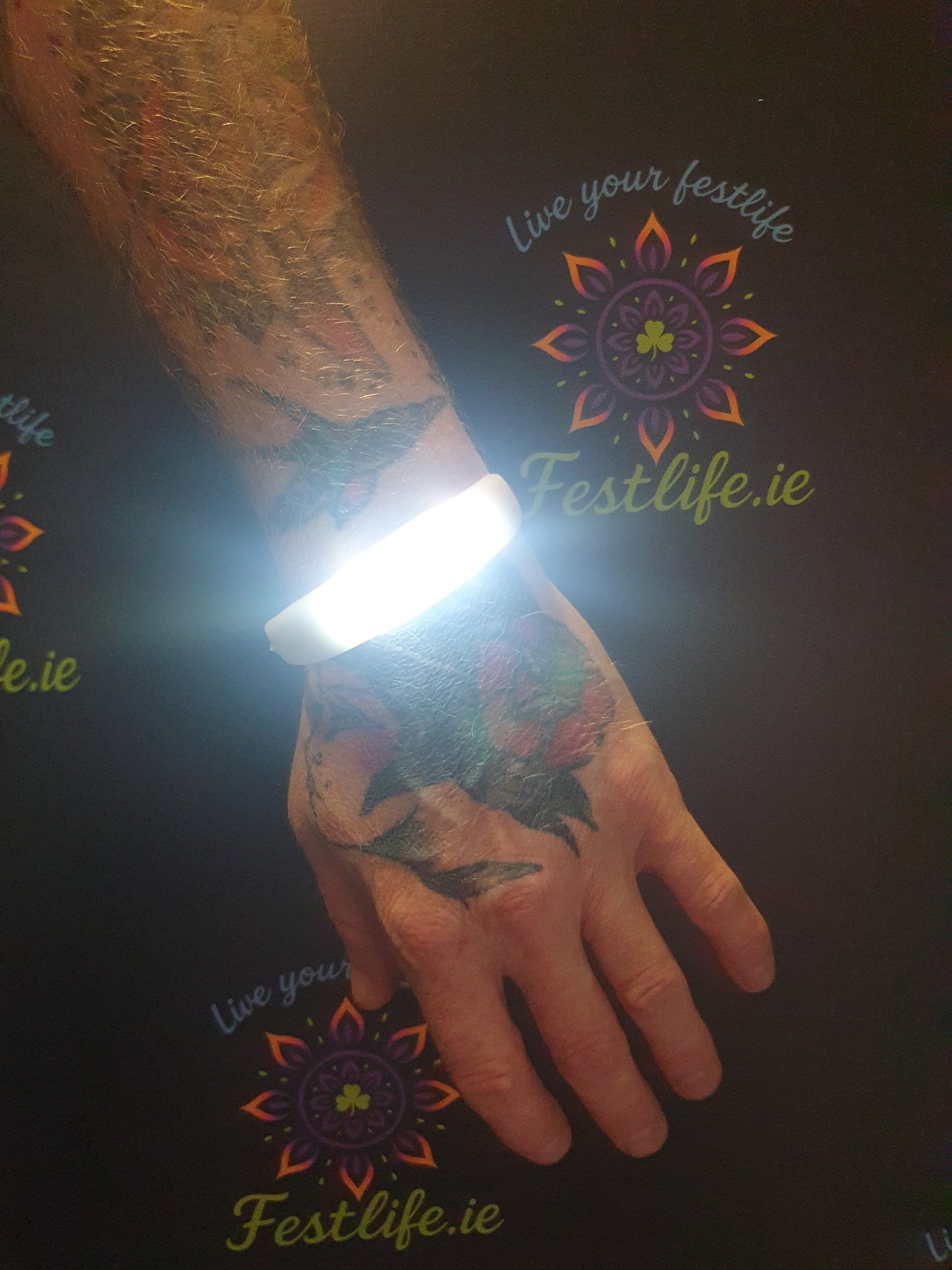 Light it up! LED Festival Bracelets - 6 Colours