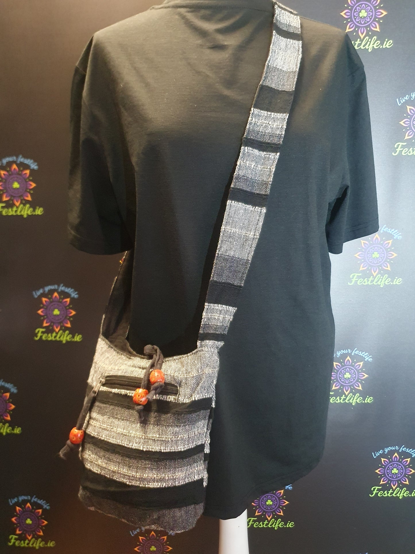 Mountain Granite Nepal Sling Bag
